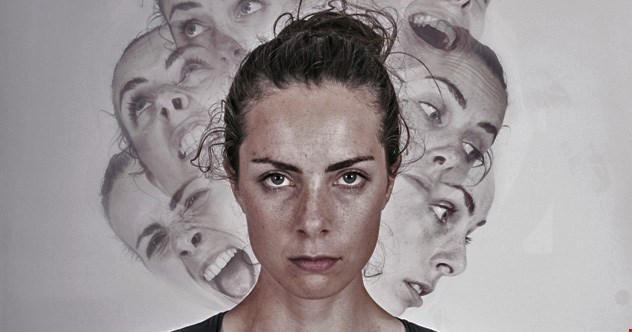 دانلود پاورپوینت پرستاری در مورد اختلالات تجزیه ای یا Dissociative Disorders